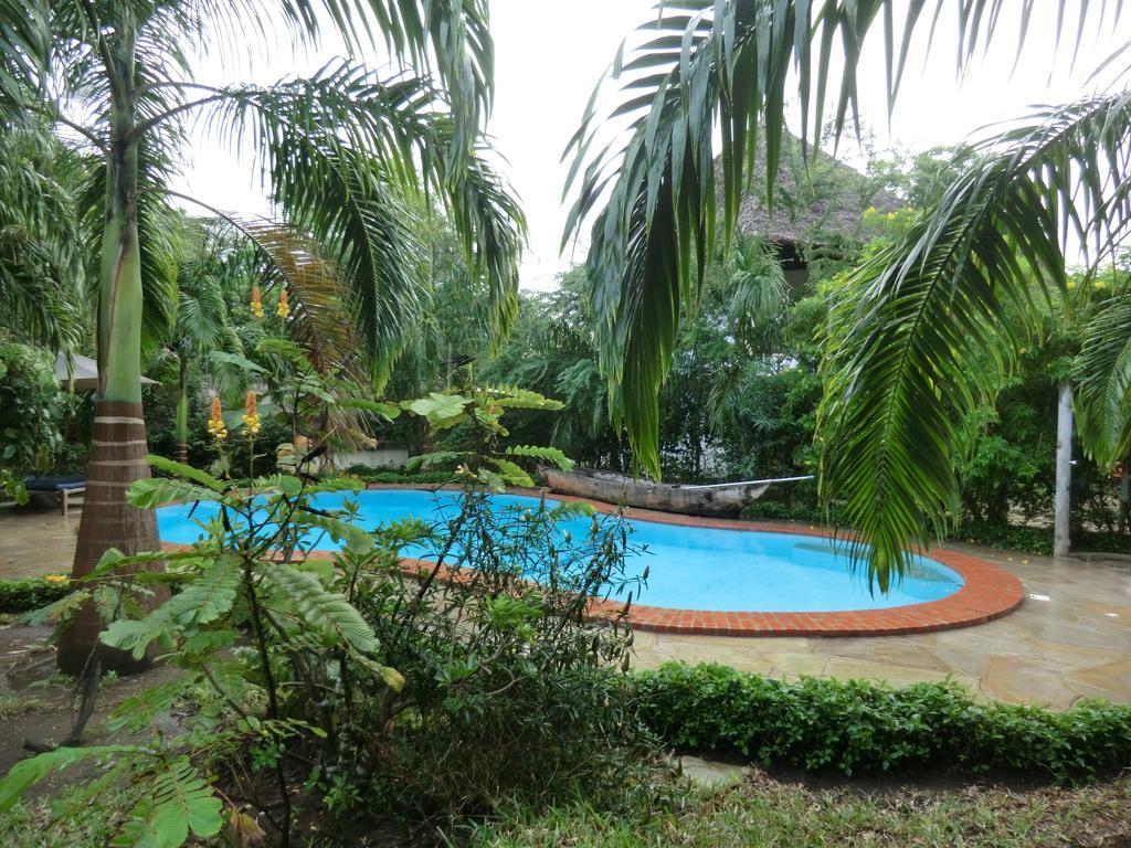 Villa Lamuhouse Diani Beach Oda fotoğraf