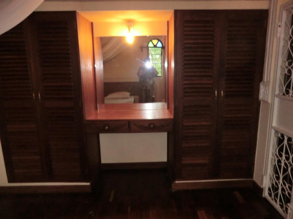 Villa Lamuhouse Diani Beach Oda fotoğraf