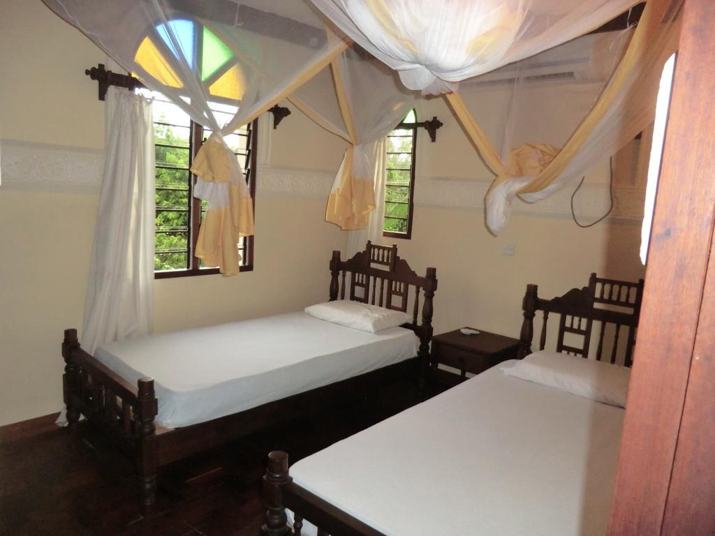 Villa Lamuhouse Diani Beach Oda fotoğraf