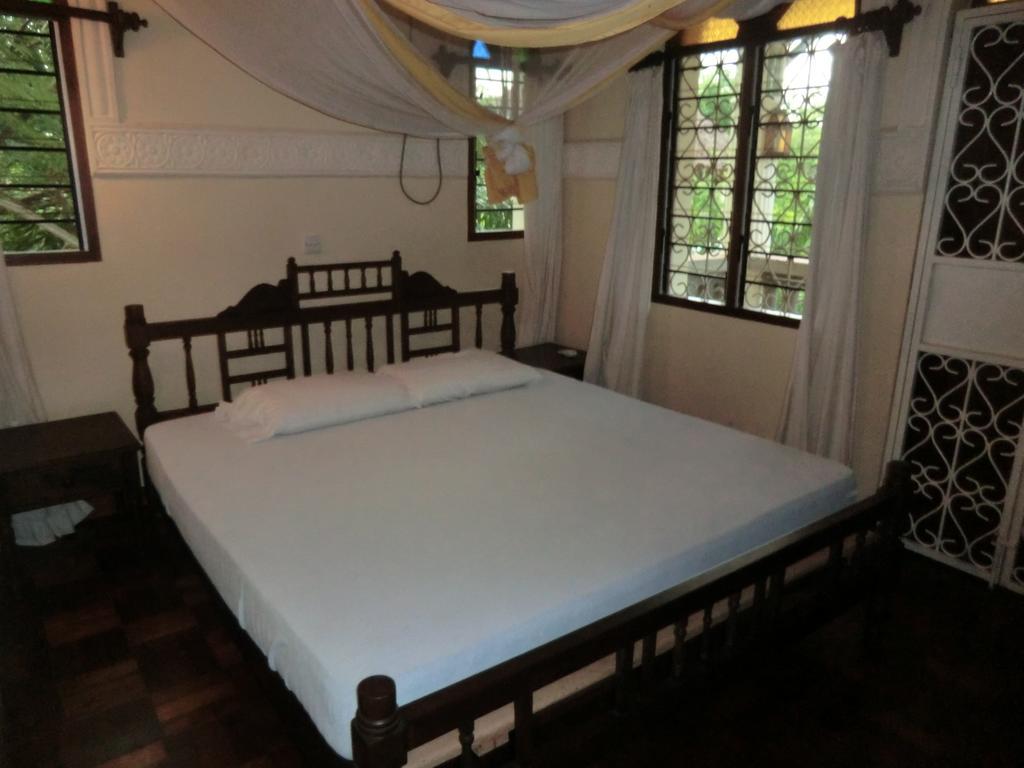 Villa Lamuhouse Diani Beach Oda fotoğraf